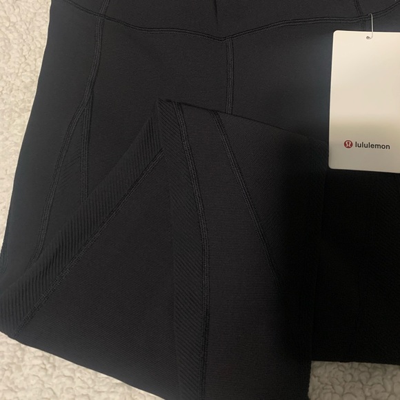 Lululemon Wunder Under HR Tight 28" Rib (6) - Picture 3 of 4